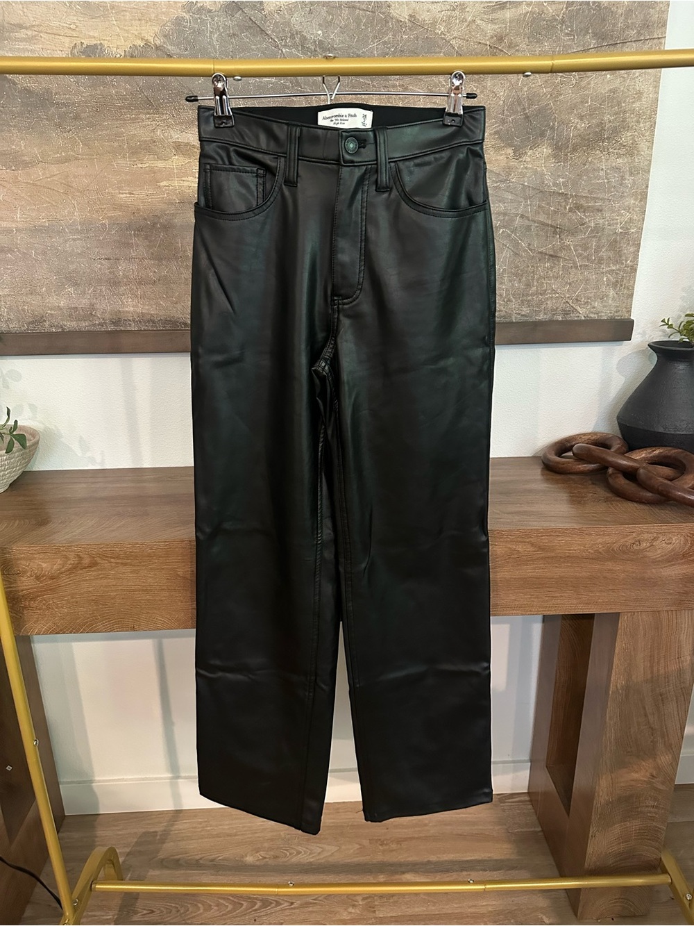 Abercrombie & Fitch 90s Relaxed Ultra High Rise Faux Leather Pants